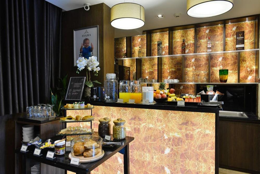 Syama Suite Sukhumvit 20 Bangkok Bagian luar foto