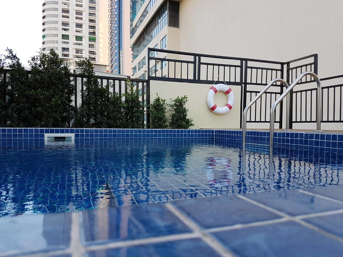 Syama Suite Sukhumvit 20 Bangkok Bagian luar foto