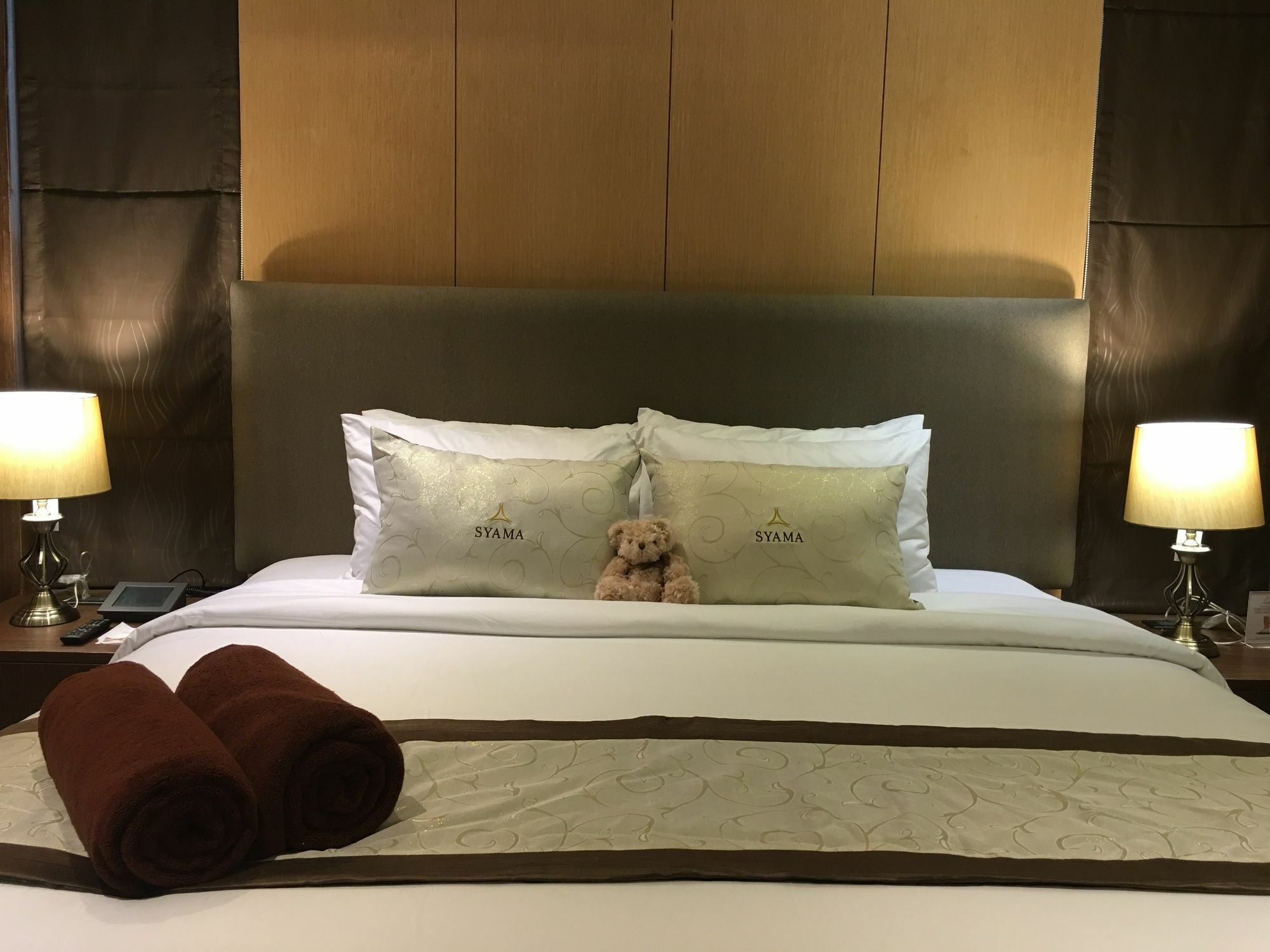 Syama Suite Sukhumvit 20 Bangkok Bagian luar foto